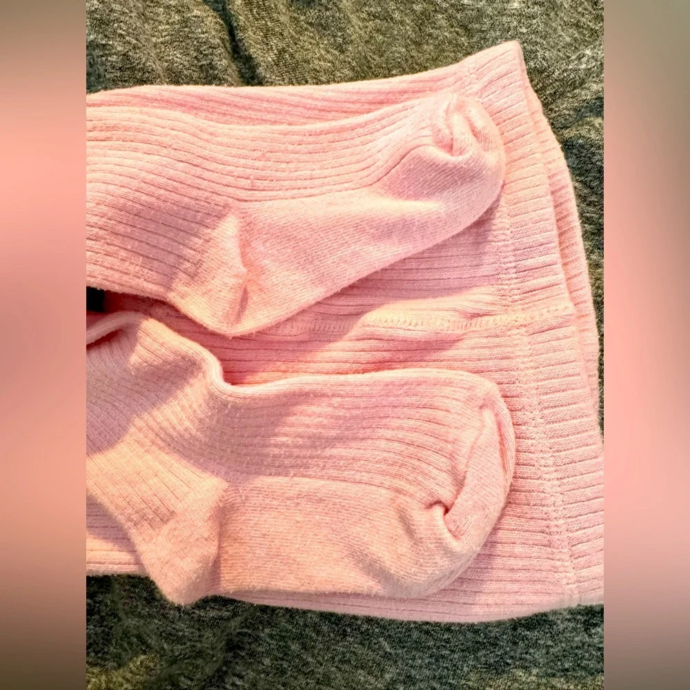EUC Pink Ribbed Knit Tights. Size 4-6.